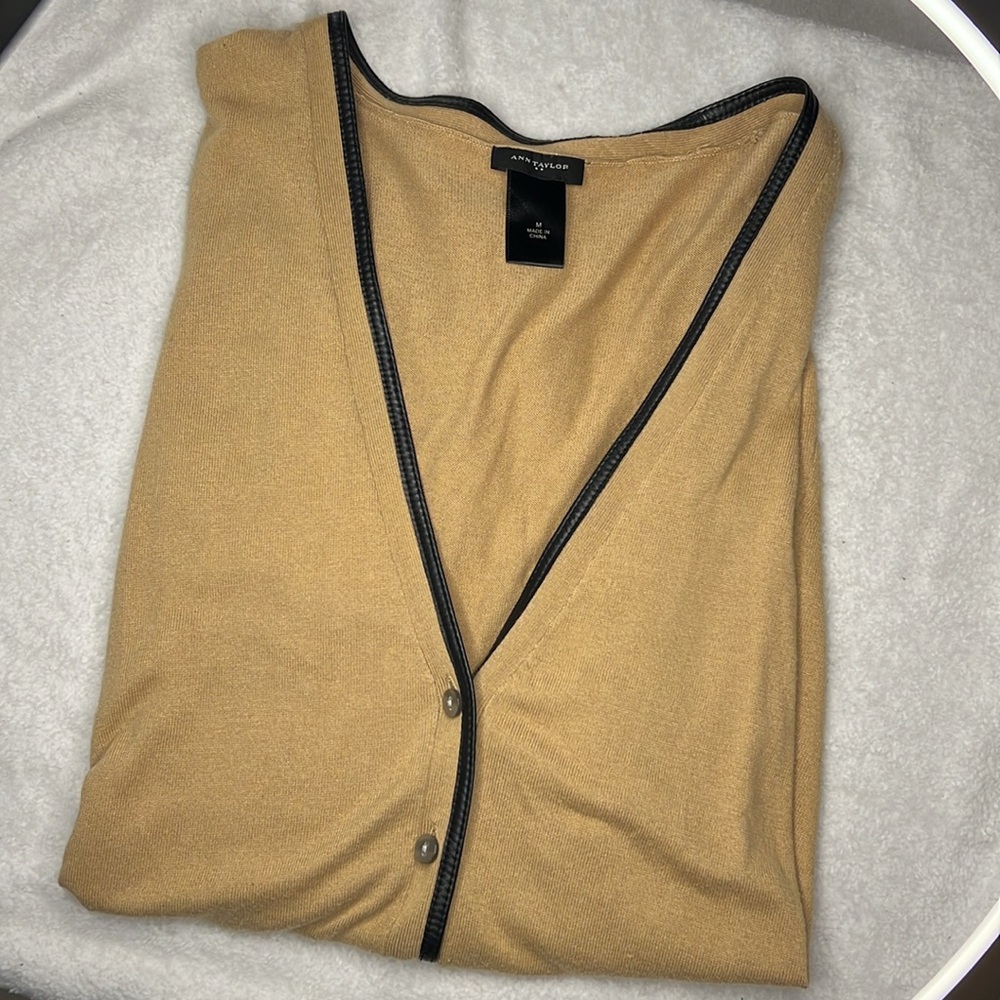 Cute Medium/Smaller Women's Tan Cardigan Sweater Ann Taylor